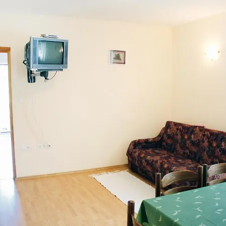 Apartment Apartments With Parking Space Kampor, Rab - 5029