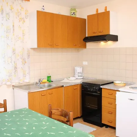 Apartments With Parking Space Kampor, Rab - 5029 * Kampor