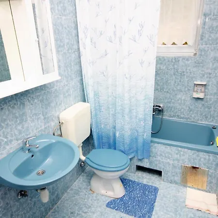 Apartments With Parking Space Kampor, Rab - 5029